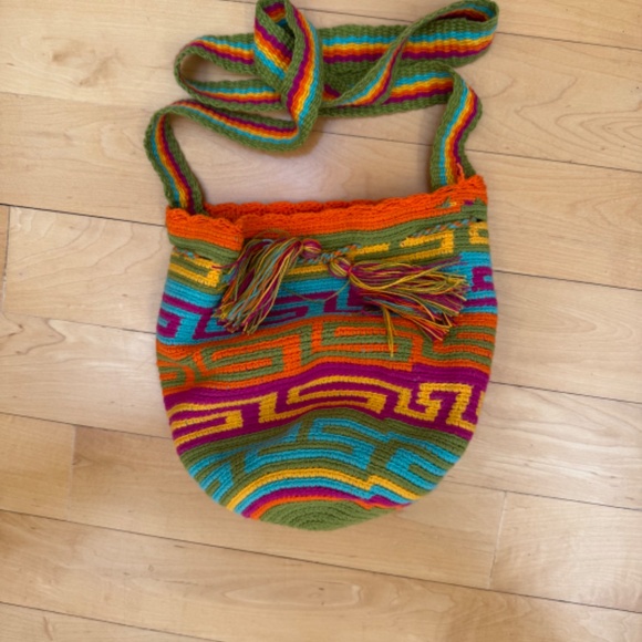 Hand Crocheted Cotton Wayuu Bag from Columbia - Picture 3 of 6